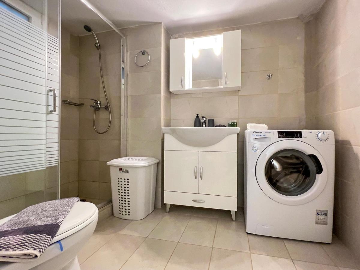 Chiou Spacious 90Sqm Apt In アテネ エクステリア 写真